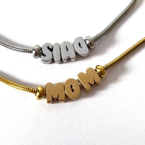 Collier personnalisé avec pendentif initial en forme de bulle, chaîne serpent en acier inoxydable plaqué or 18 carats pour femmes - Product Image 2