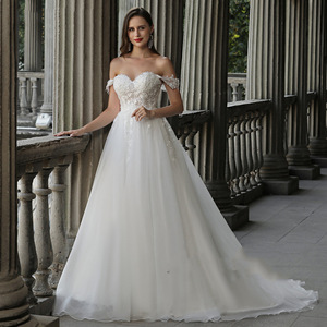Off The Shoulder Sweetheart Wedding Dress Ball Gown Mesh Floor Length Simple Elegant Style - Product Image 4