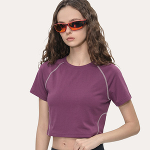 T-shirt de sport court pour femme 210g, style tendance, avec coutures contrastées, 72% Coton 28% Polyester, toucher frais, séchage rapide, pour yoga et activités de plein air - Product Image 5