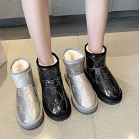 Bottes antidérapantes en gros directement de l'usine, bottes de neige épaisses, bottes à la cheville tendance et chaudes pour femmes