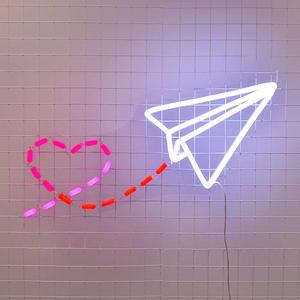 IPixel تسليم سريع عكس الضوء أدى الطائرة لافتة لطائرة غرفة نيون ضوء متابعة لافتة لغرفة النوم/هدايا عيد الميلاد - Product Image 4