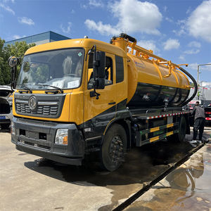 شاحنة صهريج شفط مياه الصرف الصحي عالية الجودة بهيكل Dongfeng للبراز للبيع - Product Image 2