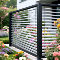 Clôture Moderne en Alliage d'Aluminium Personnalisée Haute Confidentialité avec Panneaux à Lamelles, Bonne Ventilation, pour Jardin, Cour et Usage Familial, Certifiée CE