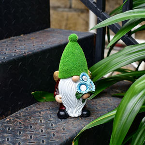 Venta al por mayor de figuritas divertidas de Gnomo de Pascua, estatuas decorativas de resina para jardín, material de poliresina - Product Image 3