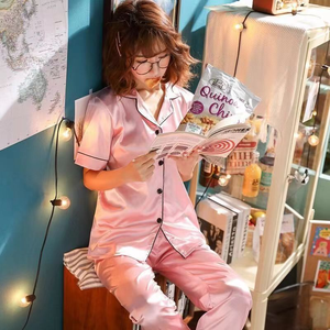 Conjuntos de pijama de pareja en ropa de dormir de rayas de satén de seda de hielo de para hombres y mujeres, pijamas de casa a juego con cintura elástica para amantes - Product Image 3