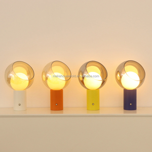 Lampe <span class=keywords><strong>de</strong></span> chevet moderne sans fil en verre, lampe <span class=keywords><strong>de</strong></span> table en métal rechargeable par USB pour la décoration <span class=keywords><strong>de</strong></span> chambre d'enfant - Product Image 3