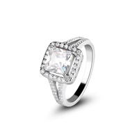 Mascotte Baguette de haute qualité Bagues en zirconium Bagues de luxe en argent sterling 925 plaqué rhodium