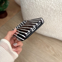 Coque de téléphone 2-en-1 TPU+PC à rayures colorées de luxe pour iPhone Air 13 14 15 16 17 Pro Max, bords ondulés, toucher confortable