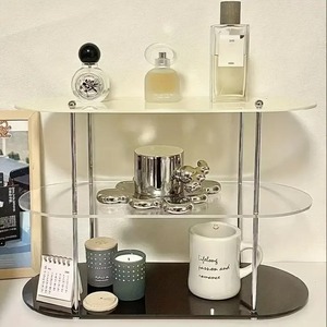Étagère de rangement en acrylique à 3 couches de style Ins, organisateur de bureau en <span class=keywords><strong>plastique</strong></span>, étagère décorative amovible pour affichage de tasses de bijoux de parfum - Product Image 2