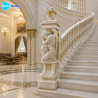 Rampe d'escalier en marbre de style européen avec balustres sculptés à la main et poteau de balustrade à figure masculine pour la décoration intérieure de villas de luxe