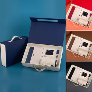 Ensemble de carnet A5 de luxe personnalisable 4-en-1 avec bloc-notes à pages épaisses, batterie externe, porte-clés en acier inoxydable, pour Thanksgiving et la Saint-Valentin - Product Image 2