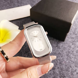 Reloj de Cuarzo de Acero Inoxidable Plateado con Esfera Ovalada y Diseño de Dibujos Animados - Product Image 5