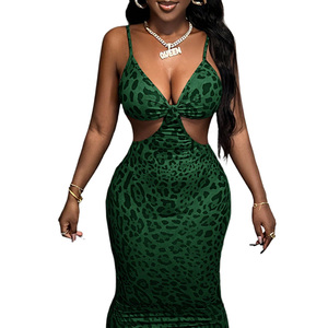 Robe longue moulante verte imprimé léopard, bretelles spaghetti, découpes, taille haute, ajustée, pour soirée d'été, sans manches, ourlet fendu - Product Image 2