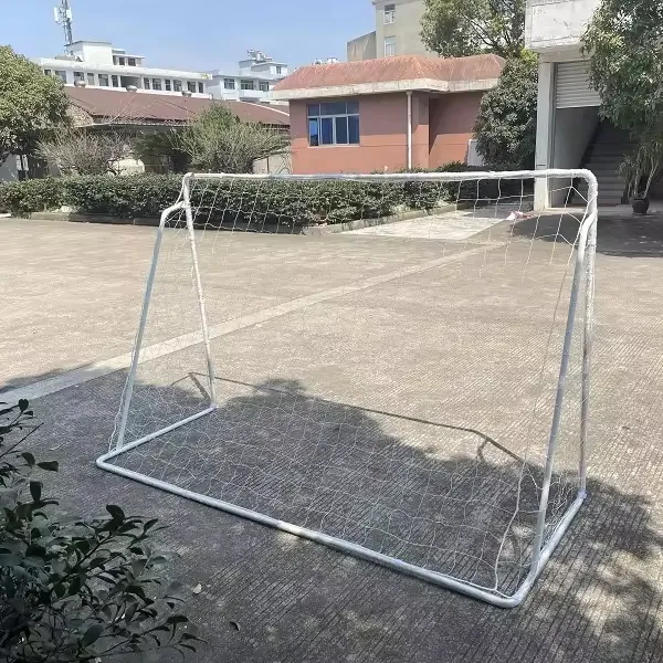 Индивидуальные футбольные инструменты для занятий спортом на открытом воздухе Удобная регулировка двери футбольной сетки