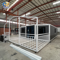 Maison conteneur pliable et extensible à double aile de 20 pieds, avec un plan carré soigné, bâtiment moderne