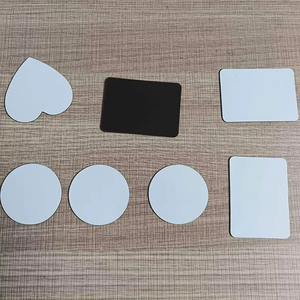 Imán de PVC Suave para Refrigerador RubySub, Personalizable por Sublimación - Product Image 3