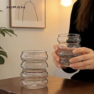 Copo Criativo de Vidro Borossilicato Ondulado Resistente ao Calor, Durável e Elegante, com Efeito Ondulado, Empilhável, 300ml, para Café Gelado, Lavável na Máquina de Lavar Louça - Product Image 4