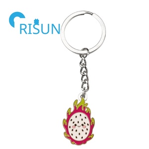 Fábrica barata lindo <span class=keywords><strong>Cactus</strong></span> frutas llavero Llavero Dragonfruit colgante llavero Metal personalizado dragón fruta <span class=keywords><strong>Pitaya</strong></span> esmalte llavero - Product Image 6