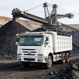 Camion tracteur d'<span class=keywords><strong>occasion</strong></span> Howo 6X4 Euro 2 371HP Weichai pour le transport logistique des produits agricoles - Product Image 1