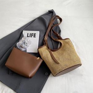 Novedad de verano, bolso de compras de gran capacidad, bolsos tejidos de paja para playa de verano, bolsos tejidos de cuero PU personalizados, bolso informal abierto dos - Product Image 4