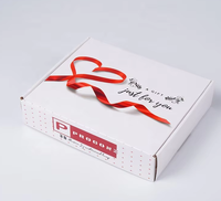 Boîte d'emballage en papier à plat avec logo personnalisé, boîte en carton ondulé découpée, boîte d'expédition pliable en kraft