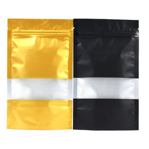 Sacchetti Richiudibili Personalizzati con Stampa Opaca, Buste in Plastica con Chiusura a Zip e Finestra, Sacchetti Neri in Mylar - Product Image 3