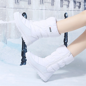 Botas de nieve cálidas para mujer 36-41, botas de media pantorrilla impermeables para exteriores a la moda, zapatos cómodos y suaves de algodón de felpa gruesa - Product Image 4