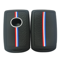 Vente en gros de couvre-clés de voiture en silicone de qualité supérieure Inspired Design adapté à plus de 300 modèles de voitures avec une rayure de course tricolore élégante
