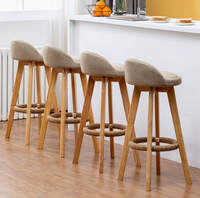 Tabourets de comptoir de cuisine en bois massif classique rustique nordique à dossier bas, chaise de bar pivotante, repose-pieds