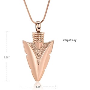 Punta di freccia cremazione urna collana per gli uomini in acciaio inox stile alla moda medaglione con frecce ricordo ciondolo per la perdita della persona amata - Product Image 2