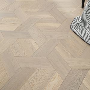 Plancher en bois massif en chêne brossé teinté blanc, multicouche, composite, motif hexagonal personnalisé, parquet modulaire, chevron - Product Image 5