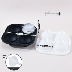Moule à glaçons sphériques en silicone à 4 cavités avec couvercle pour whisky, cocktails et bourbon – Vente en gros, démoulage facile - Product Image 4