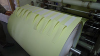 Meilleure Vente : Papier Autocollant Acrylique Simple Face pour le Marché Égyptien, Utilisation de Masquage, Format 70x100 cm (Feuille)