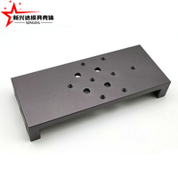 Plaque de montage en aluminium anodisé noir usinée CNC, support en alliage en forme de U pour l'installation de modules d'équipements d'automatisation