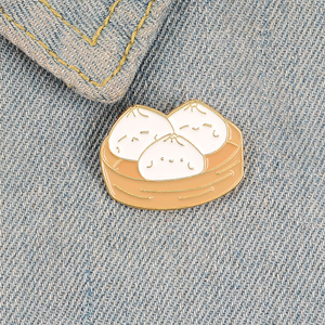Broche de aleación con diseño de pequeño bollo al vapor de dibujos animados, pin de esmalte suave, precio de fábrica al por mayor, en stock - Product Image 1