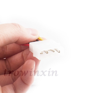 IDE Molex ventola di raffreddamento da 4 pin a custodia cavo convertitore adattatore di alimentazione multi-ventola TX3 a 3 pin con riduzione della velocità, 2x 5V/2x12V - Product Image 6