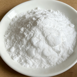 แคมฟอร์คริสตัล ความบริสุทธิ์ 99.5% CAS 76-22-2 ผงสีขาว เกรดเครื่องสำอางสังเคราะห์ สำหรับน้ำหอม จำหน่ายจำนวนมาก ยี่ห้อ Lvsong - Product Image 1