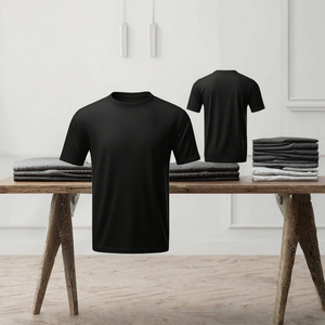 T-shirt noir à manches courtes et col rond pour homme, 100 % polyester, séchage rapide, coupe classique, décontracté, en jersey tricoté uni, design vierge - Product Image 3