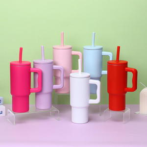 แก้วน้ำสแตนเลสสุญญากาศแบบกำหนดเองขนาด 24 ออนซ์ พร้อมหูจับซิลิโคนและหลอดดูด สำหรับพกพาเดินทาง - Product Image 1