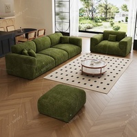 Canapé convertible rectangulaire de luxe moderne nordique beige pour salon, avec structure en bois massif et revêtement en tissu chenille suédé, 3-4 places