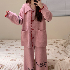 Pijamas de Terciopelo para Mujer, Otoño e Invierno, Cárdigan Grueso, Diseño Japonés, Conjunto de Letras Peludas - Product Image 6