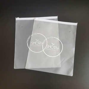 Bolsa de Plástico Personalizada para Camisetas, Bolsa de Embalaje para Ropa de PVC EVA con Cierre de Cremallera - Product Image 5