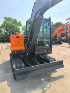 Célèbre mini-excavatrice sur chenilles Doosan DX60D de 6 tonnes avec moteur Yanmar - Product Image 5