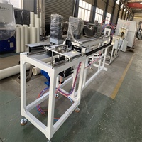 Machine de découpe servo haute vitesse, utilisée pour les lignes de production de profilés de portes et fenêtres en PVC/WPC et de tuyaux en plastique