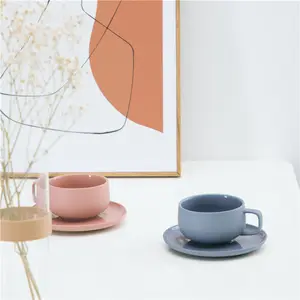 Tasse à café moderne en céramique, service à thé en argile de couleur nordique, pour usage quotidien, avec soucoupe, vente directe depuis l'usine