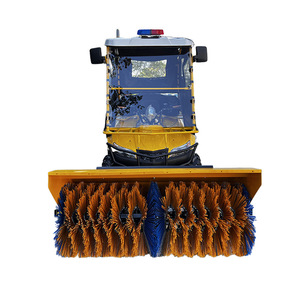 Barredora de Nieve Diésel Amarilla con Tracción en las Cuatro Ruedas y Cepillo Giratorio para Limpieza de Carreteras - Product Image 3