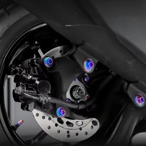 Vis de frein de moto lumineuses RVB de qualité GR5, finition PVD, vis à tête hexagonale en acrylique, quincaillerie de personnalisation pour moto - Product Image 1