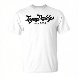 T-shirt Legendaddy Since 2009, camicia casual bianca da uomo - Product Image 2