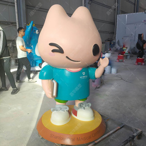 Escultura de personaje de dibujos animados en fibra de vidrio pintada para parques y espacios verdes - Product Image 4