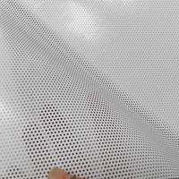 Vinilo Perforado Impermeable Removible de Visión Unidireccional Personalizado para Gráficos de Autobuses y Exhibición en Escaparates